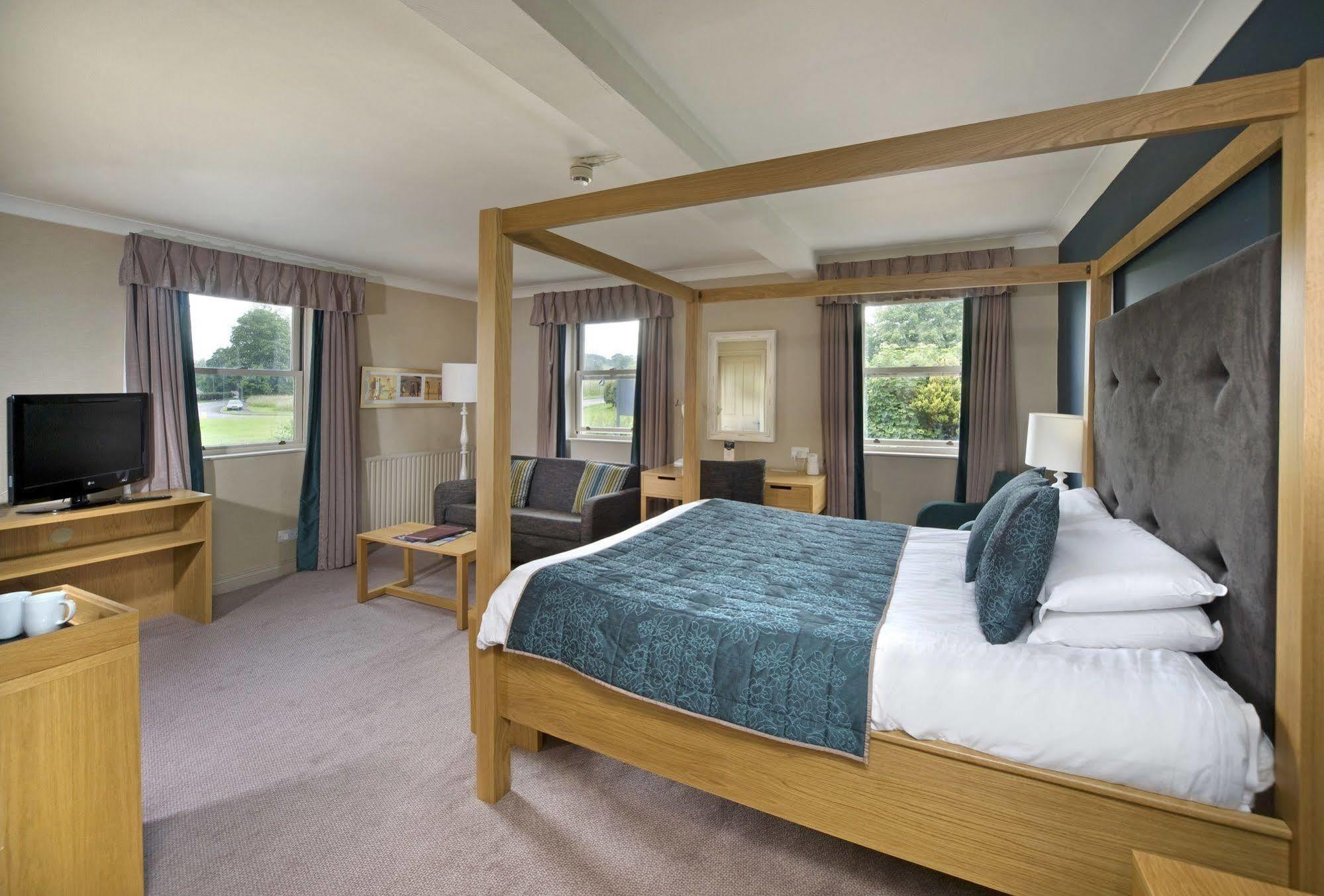 Hotel George 3*